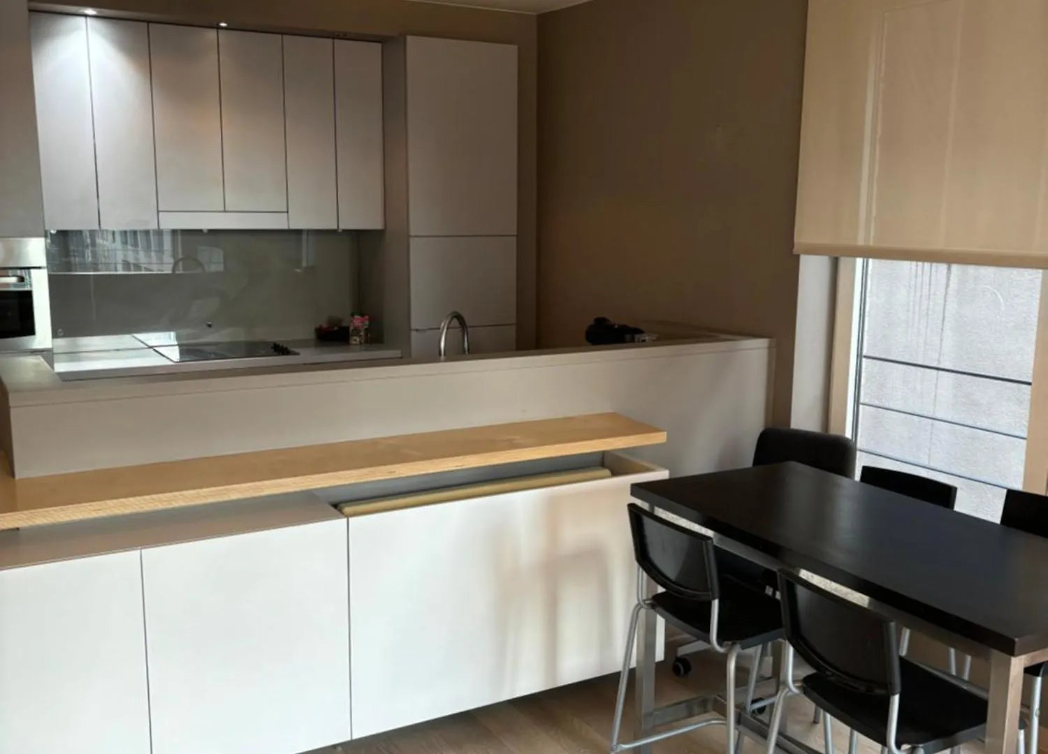 Comfortable Two Bedroom Apartment In City Center Bruselas
