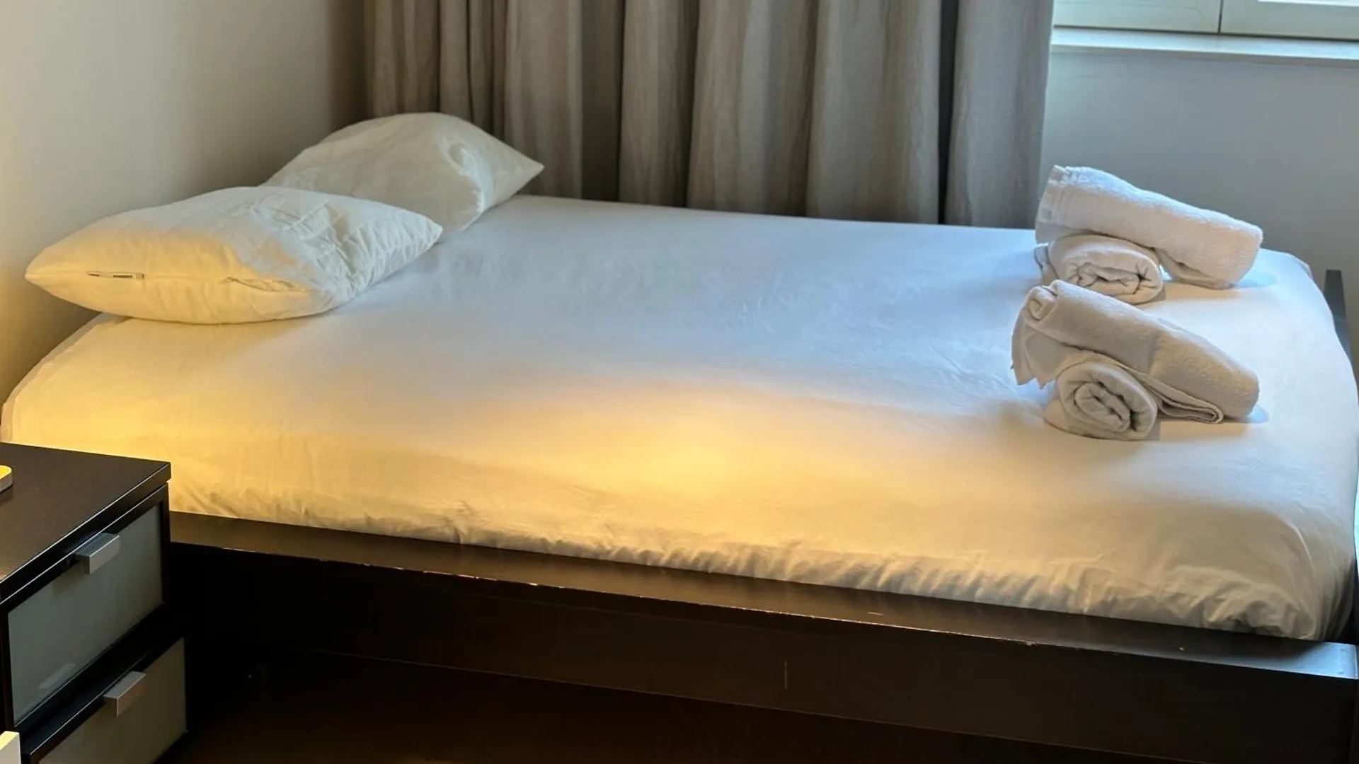 Comfortable Two Bedroom Apartment In City Center Bruselas