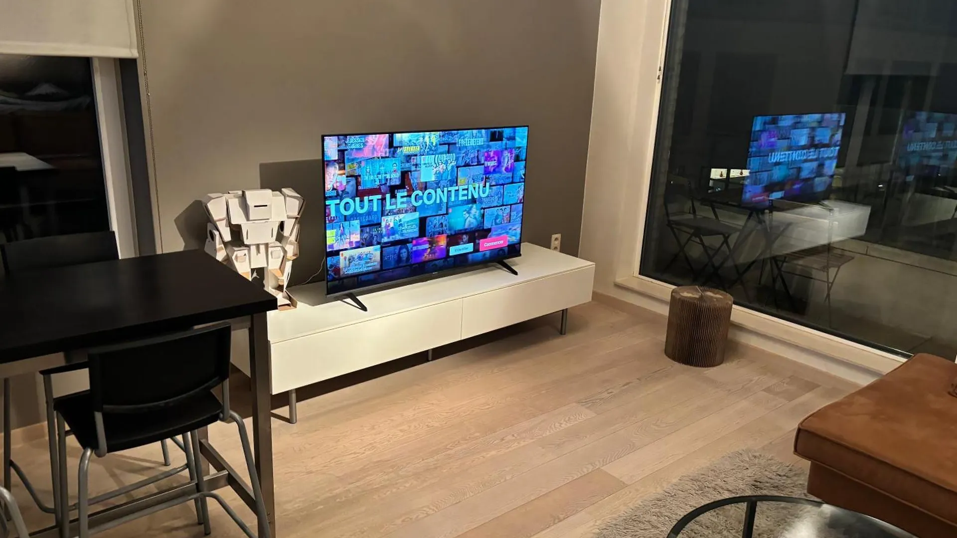 Comfortable Two Bedroom Apartment In City Center Bruselas Bélgica